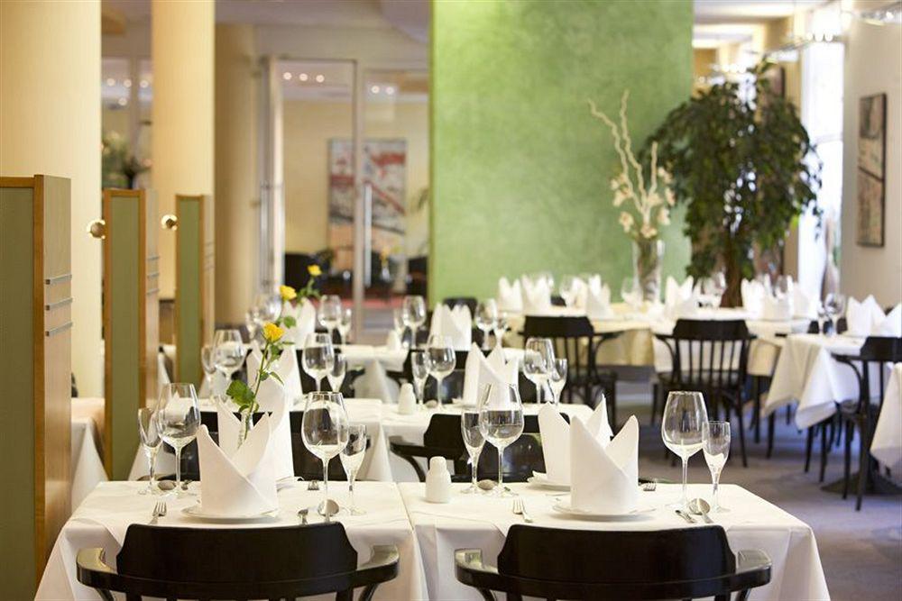 Intercityhotel Rostock Exterior foto